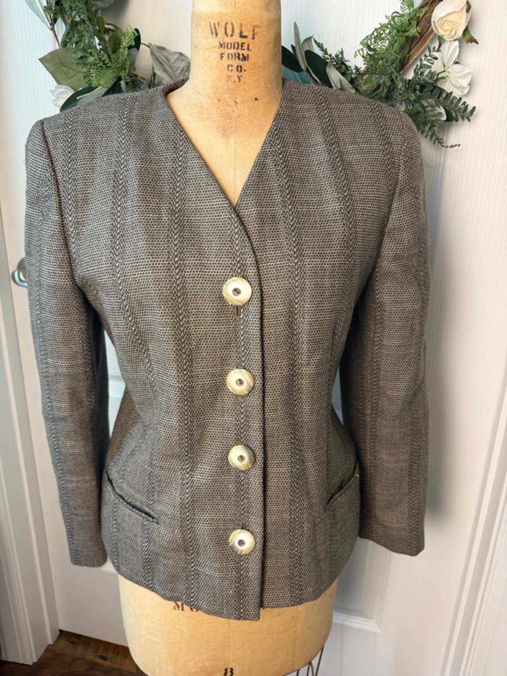 Vintage Harvé Benard Blazer Petite 6 Brown Tweed Micro Check Tailored Fit